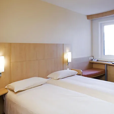 Hotell Ibis Temple Meads 3*