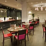 Hotel Ibis Temple Meads 3*