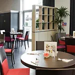 Ibis Temple Meads 호텔 3*
