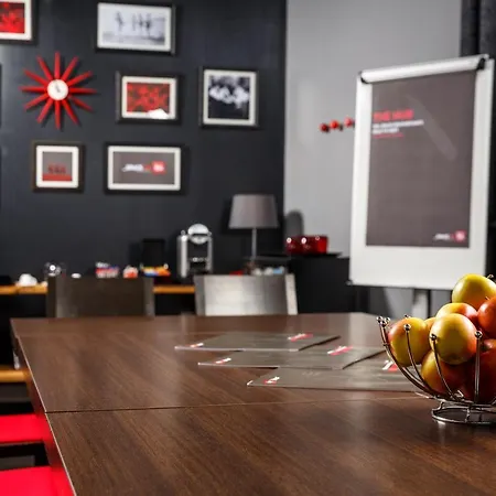 Ibis Temple Meads Hotell Bristol