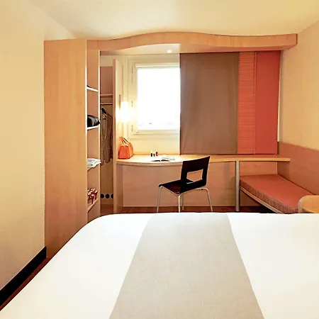 Hotel Ibis Temple Meads 3*