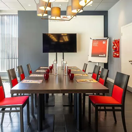 Ibis Temple Meads 3* בריסטול