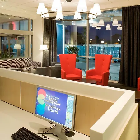 Ibis Temple Meads Готель