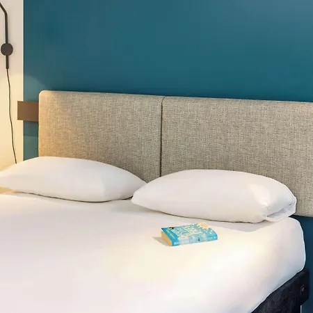 Hotell Ibis Temple Meads 3*