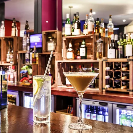 Ibis Temple Meads Hotell 3*