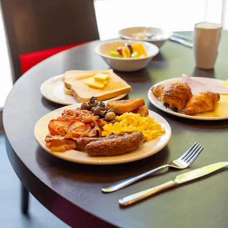 Ibis Temple Meads 3* בריסטול