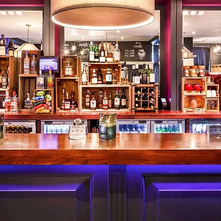 Ibis Temple Meads 3* בריסטול