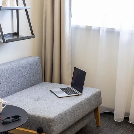 Hotel Ibis Temple Meads 3*