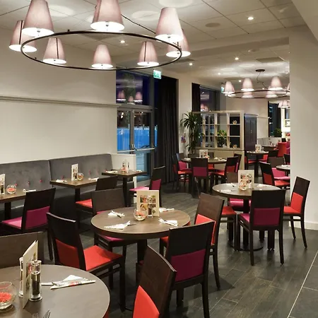 מלון Ibis Temple Meads