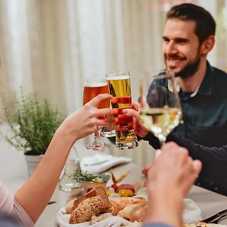 Ibis Temple Meads Hotel 3*