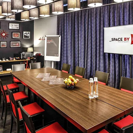 Hotel Ibis Temple Meads 3*