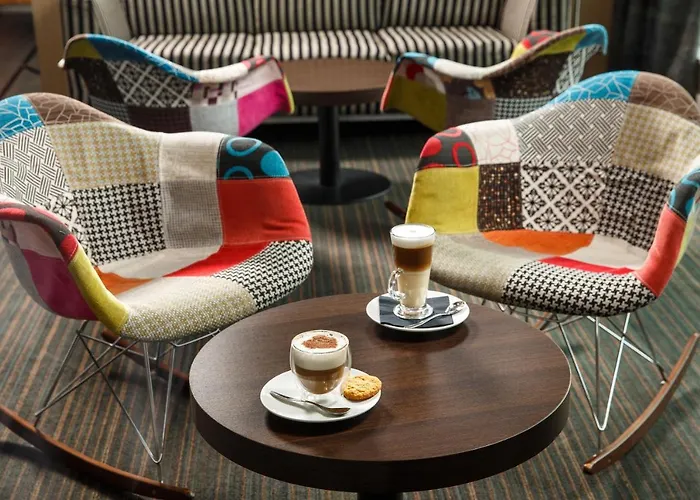 Ibis Temple Meads Hotel 3*